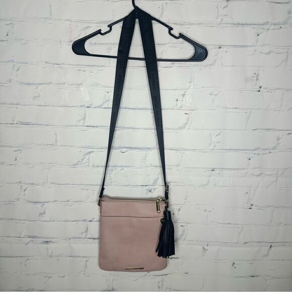 Steve Madden pink purse‎ - Picture 2 of 9